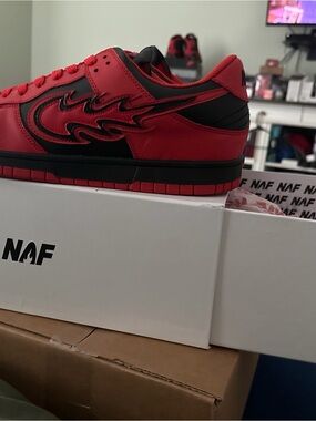 NAF NAF Red and Black Men's Low-Top Sneakers with Flame Accent